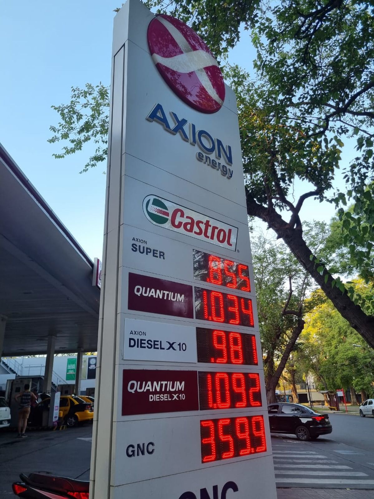 Los nuevos valores de Axion tras el aumento de los combustibles de este miércoles. Los nuevos valores de Axion tras el aumento de los combustibles de este miércoles.