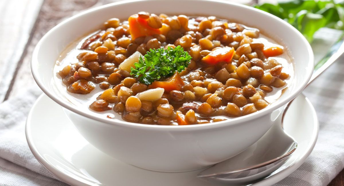 En época invernal también se puede combatir el frío comiendo bien sin engordar: la receta del guiso bajo en calorías, sin arroz ni fideos En época invernal también se puede combatir el frío comiendo bien sin engordar: la receta del guiso bajo en calorías, sin arroz ni fideos