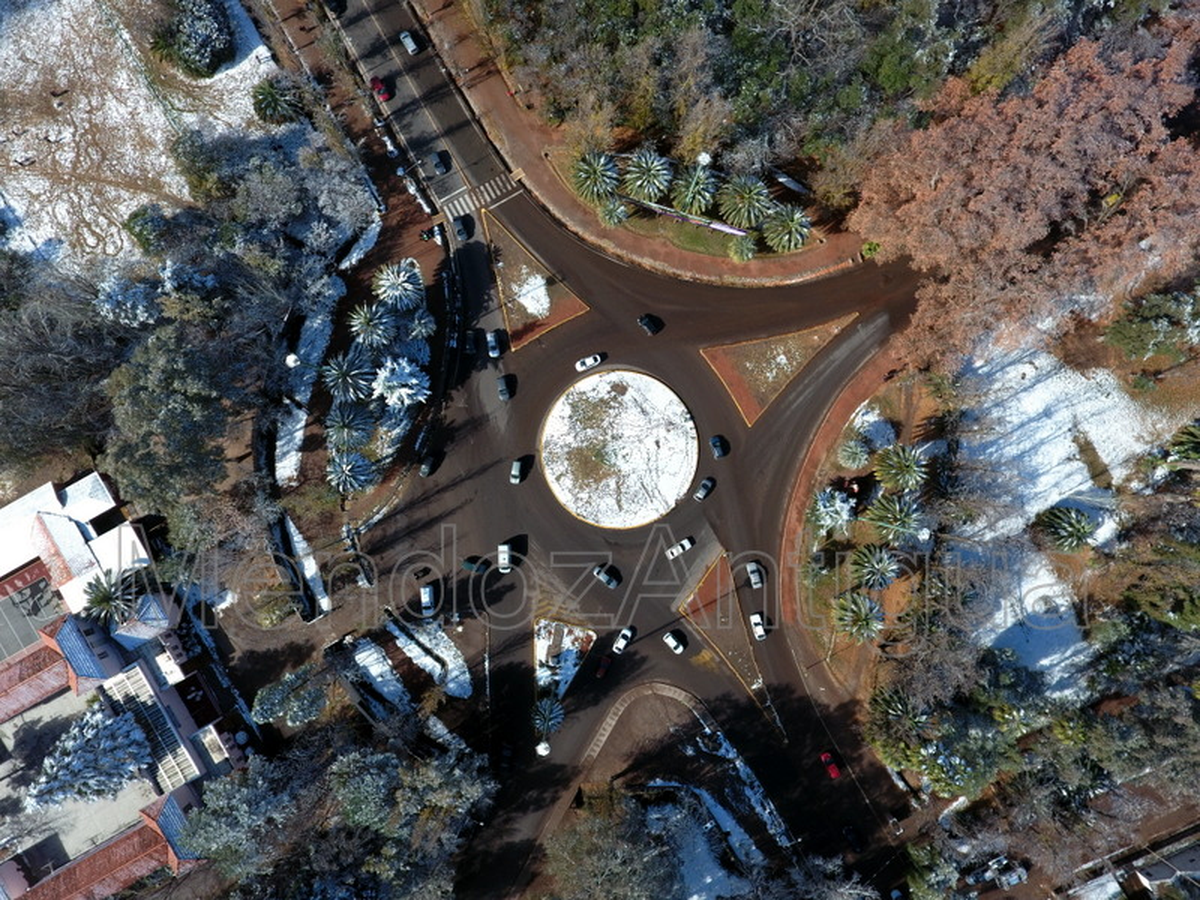 Garrido y Baigorria fueron detenidos en la rotonda de Monseñor Orzali (vista aérea). Foto: Mendoza Antigua.