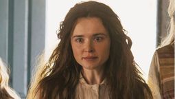 Mi brillante carrera es una serie de época al estilo de Bridgerton que arrasa en Netflix.