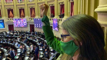 Gómez Alcorta dijo que no analizan cambiar el proyecto de legalización del aborto