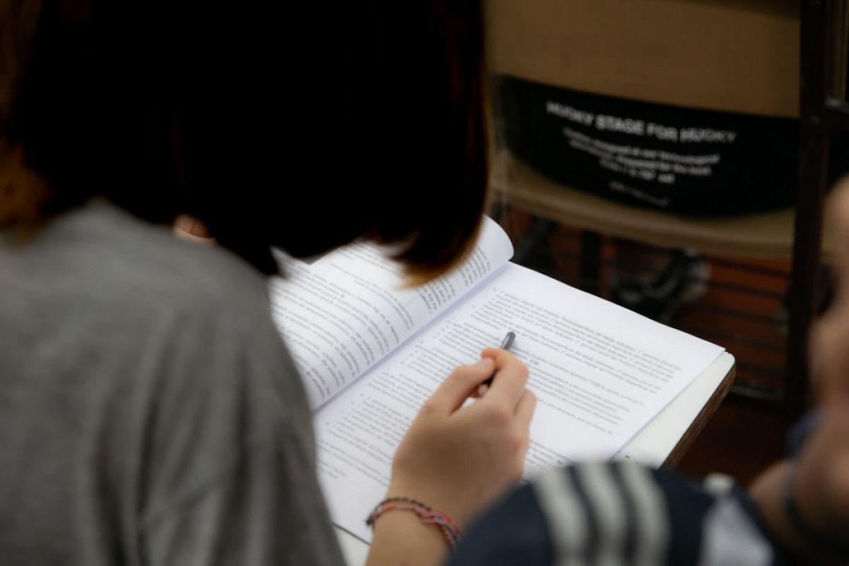 Hay unos 2.200 estudiantes en condiciones de rendir los exámenes de Lengua y de Matemática para ingresar en 2026 a los colegios de la UNCuyo. Hay unos 2.200 estudiantes en condiciones de rendir los exámenes de Lengua y de Matemática para ingresar en 2026 a los colegios de la UNCuyo.