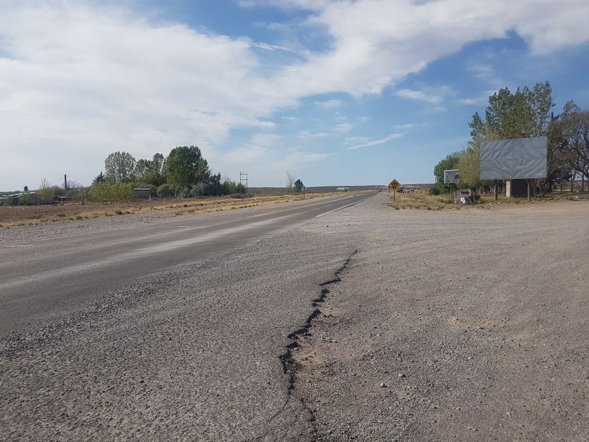 Entre Pareditas y San Rafael la ruta está muy deteriorada