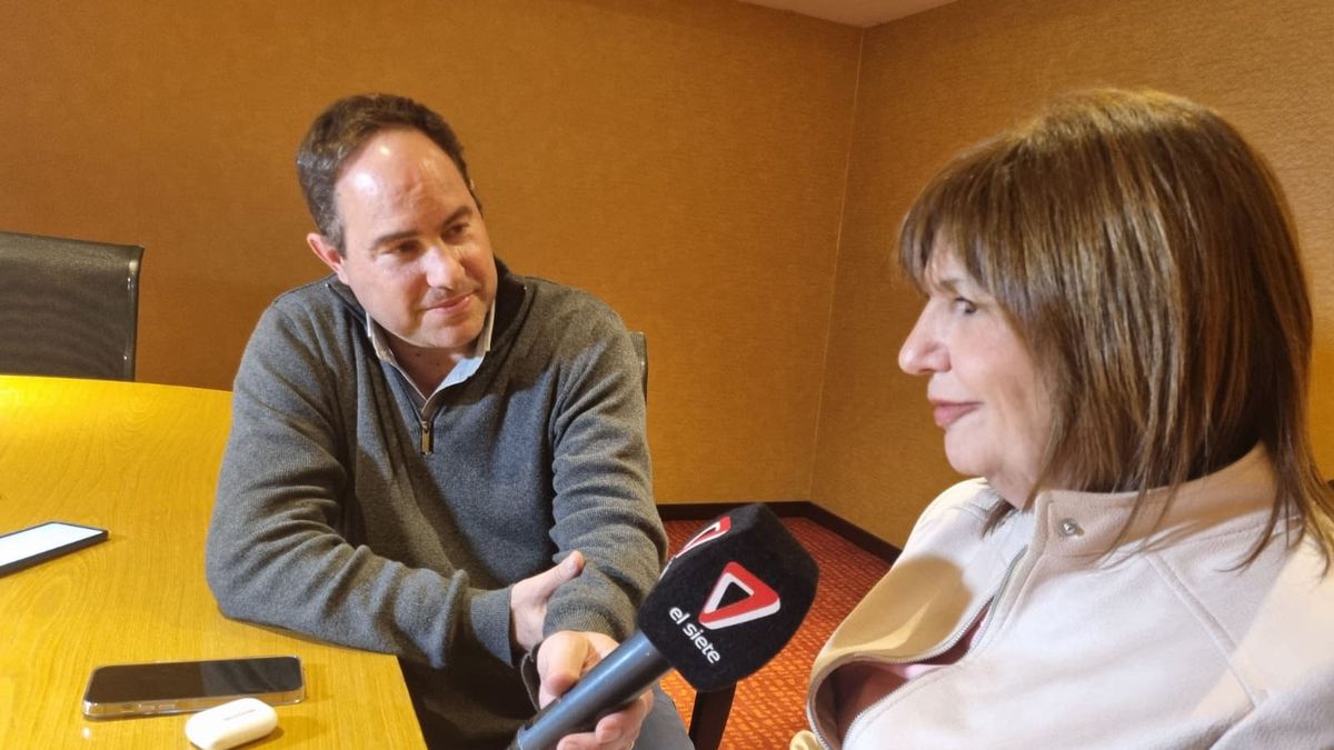 Patricia Bullrich en exclusiva con el periodista de Grupo América, Julián Chabert.