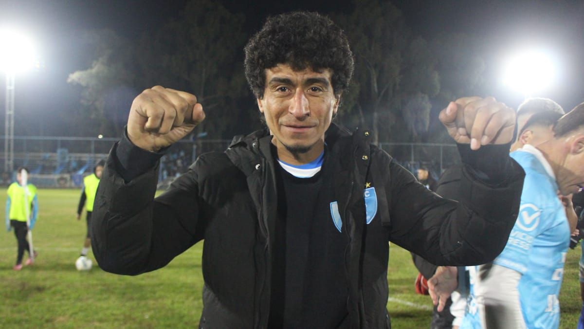 Nicolás Arce una de las figuras de Gutiérrez Sport Clu b que está peleando por el ascenso.