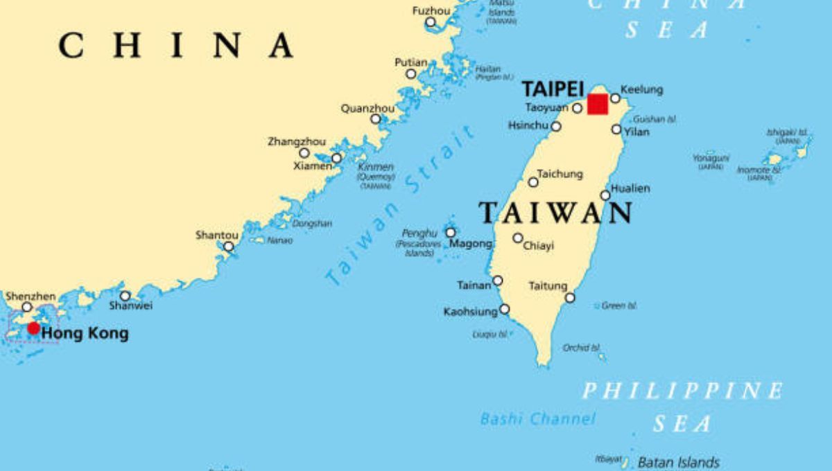 La cordillera Central se extiende a lo largo de la isla, contribuyendo a su paisaje montañoso y a la diversidad de sus ecosistemas. Estas montañas no sólo conforman la geografía de Taiwán, sino que también influyen en su clima, cultura y biodiversidad La cordillera Central se extiende a lo largo de la isla, contribuyendo a su paisaje montañoso y a la diversidad de sus ecosistemas. Estas montañas no sólo conforman la geografía de Taiwán, sino que también influyen en su clima, cultura y biodiversidad