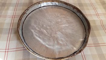 El truco casero para limpiar las pizzeras que están manchadas de tanto usarlas