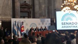 El Senado de la Nación distinguió a Horacio Muratore El Senado de la Nación distinguió a Horacio Muratore