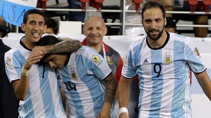 ¡Todo volvió a la normalidad! Argentina debutó con un emotivo triunfo ante Chile