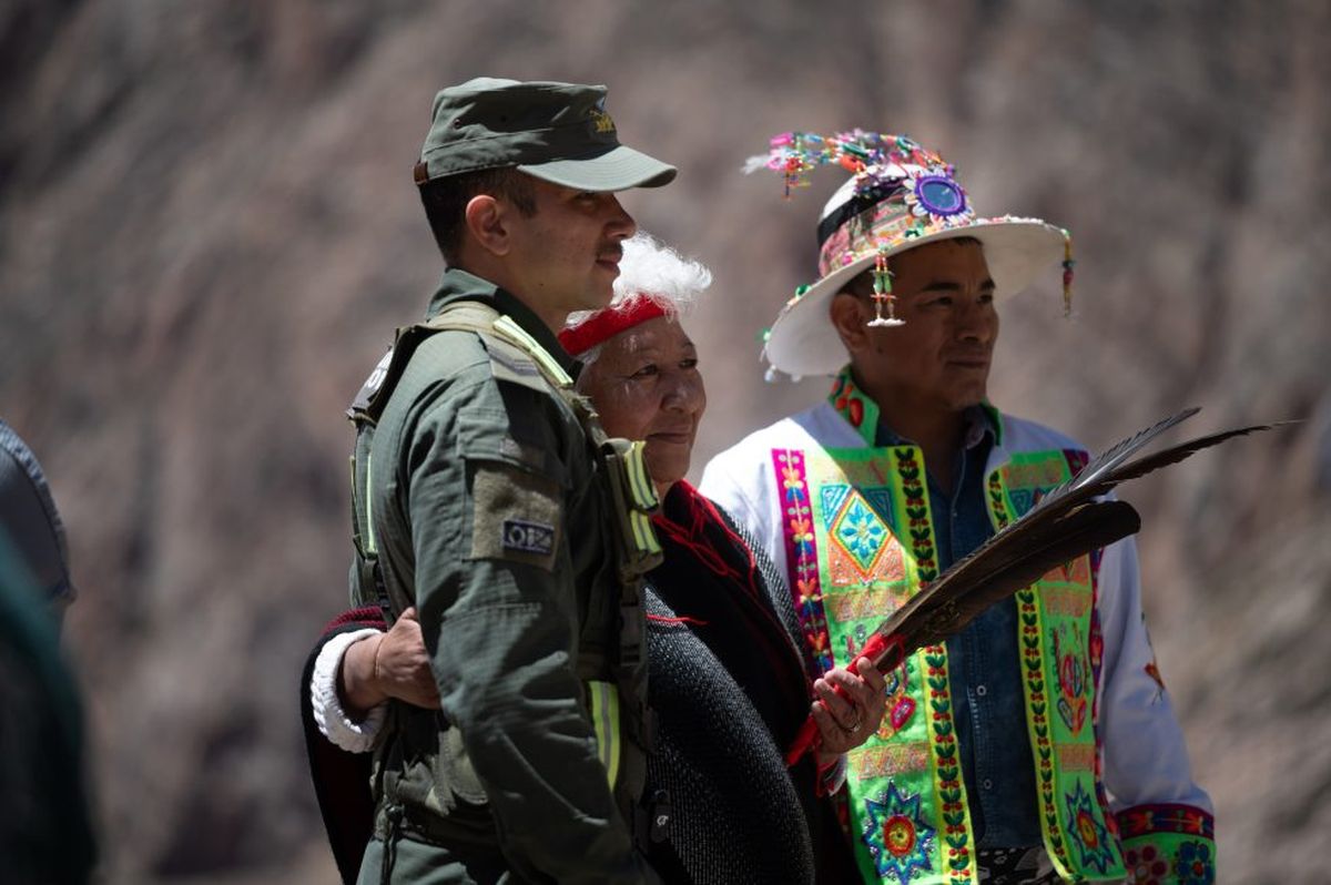 Fundaciones estuvieron presentes durante la rehabilitación y la liberación de la hembra cóndor andino. Fundaciones estuvieron presentes durante la rehabilitación y la liberación de la hembra cóndor andino.
