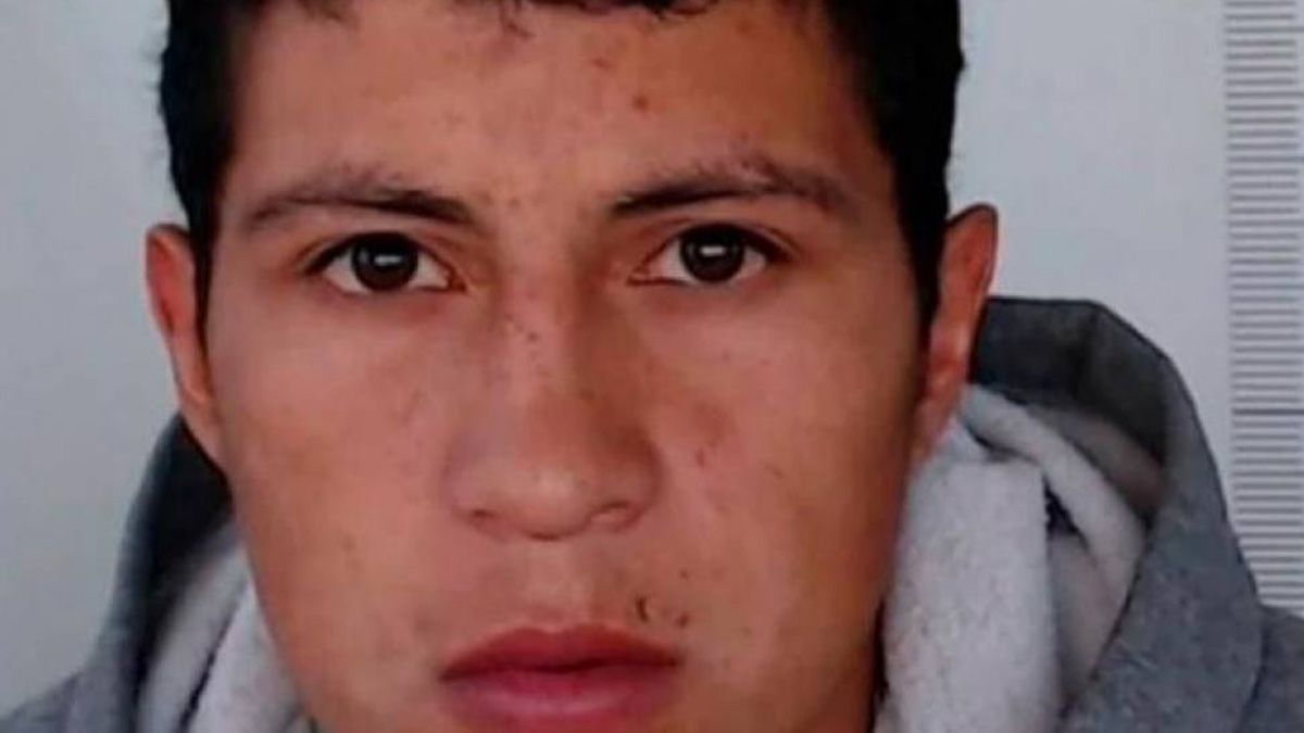 El joven de 23 años estaba condenado por un asesinato en 2018, en Trelew, pero gozaba de salidas transitorias. El Día de la Madre fue encontrado en la casa de su amante