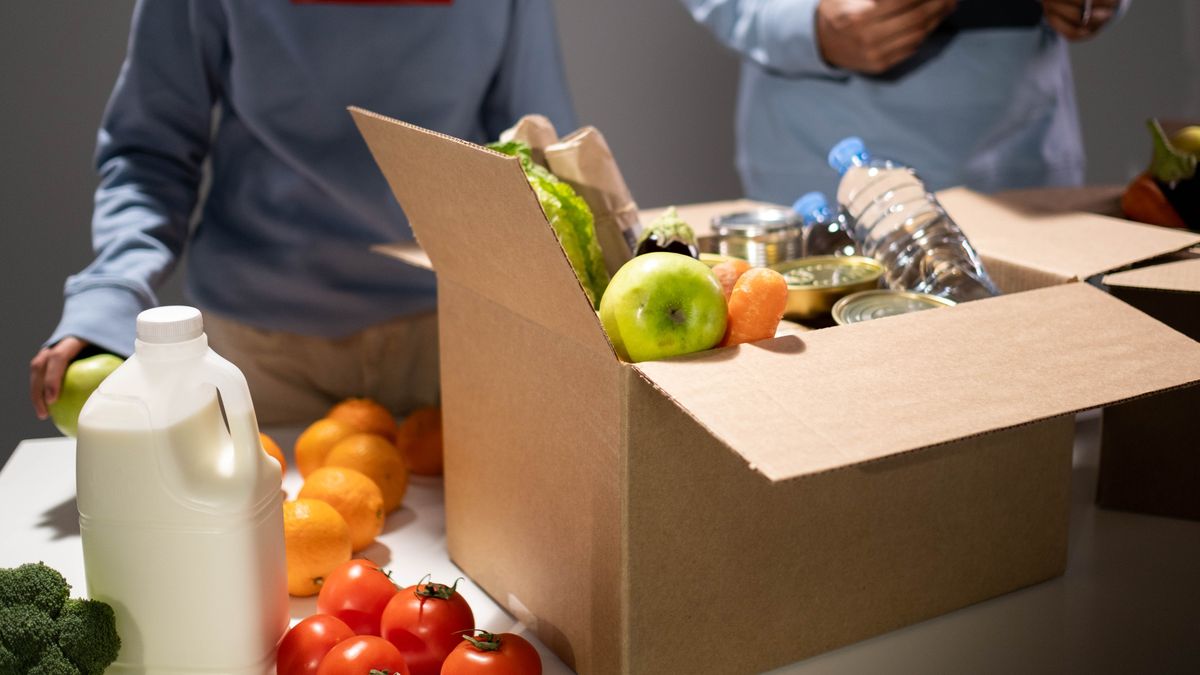 Cada estación del año tiene sus frutas y verduras de temporada, las cuales aportan más nutrientes y mejor sabor. Cada estación del año tiene sus frutas y verduras de temporada, las cuales aportan más nutrientes y mejor sabor.