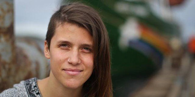 Camila Speziale, la activista de Greenpeace detenida en Rusia, fue liberada bajo fianza