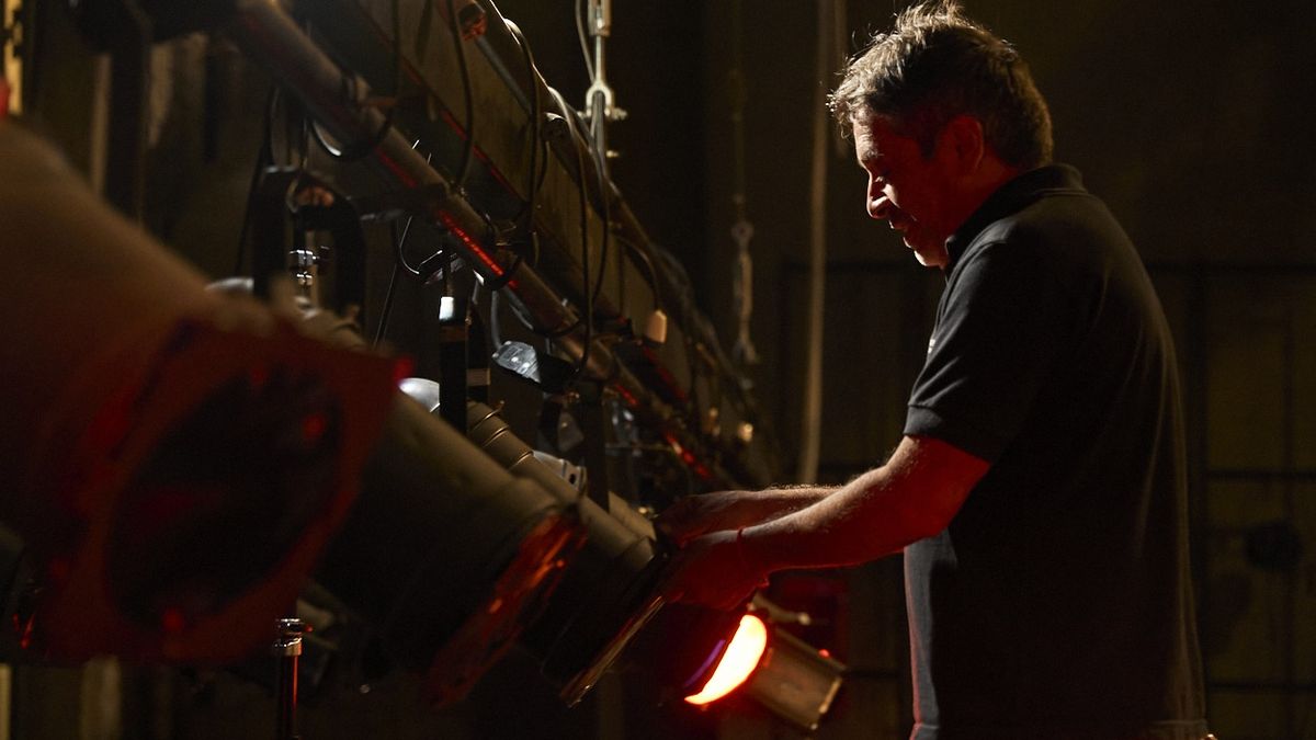 El técnico confiesa que no es buen espectador y revela que nunca se sentó en una butaca del teatro Independencia a ver un espectáculo. El técnico confiesa que no es buen espectador y revela que nunca se sentó en una butaca del teatro Independencia a ver un espectáculo.