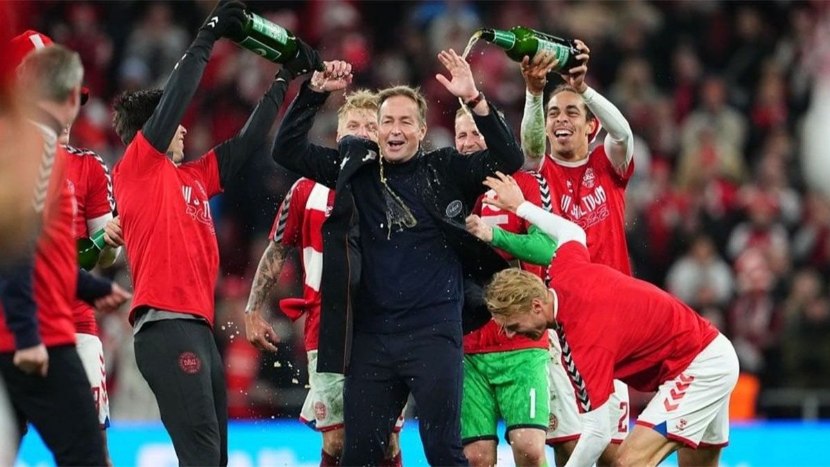 Dinamarca se convirtió en el segundo clasificado al Mundial