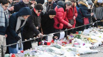 Cientos de franceses homenajearon a las víctimas del ataque en Estrasburgo