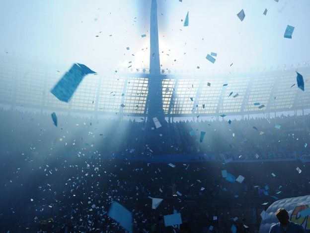 Los hinchas de Racing festejan su día