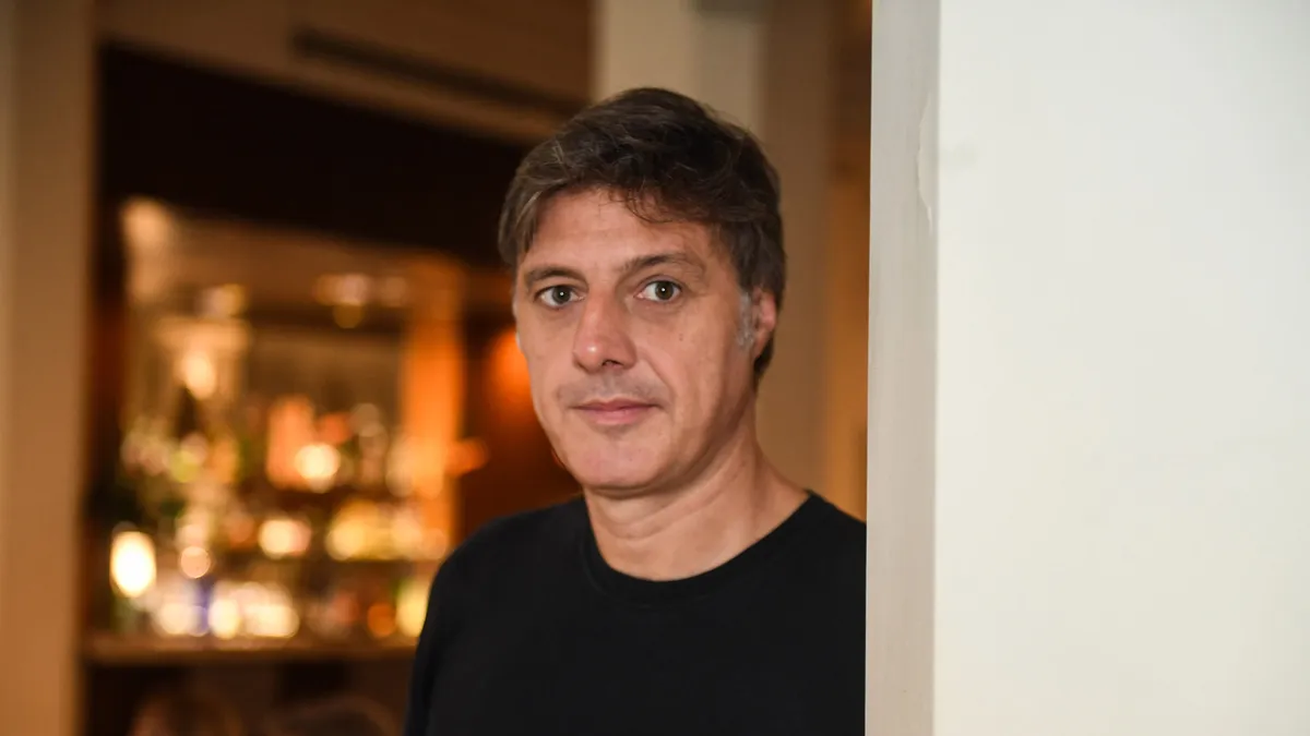 "Todas nuestras casas eran casas encantadas con un fantasma adentro, cuyo fantasma éramos nosotros", define Barba sobre la pandemia. "Todas nuestras casas eran casas encantadas con un fantasma adentro, cuyo fantasma éramos nosotros", define Barba sobre la pandemia.