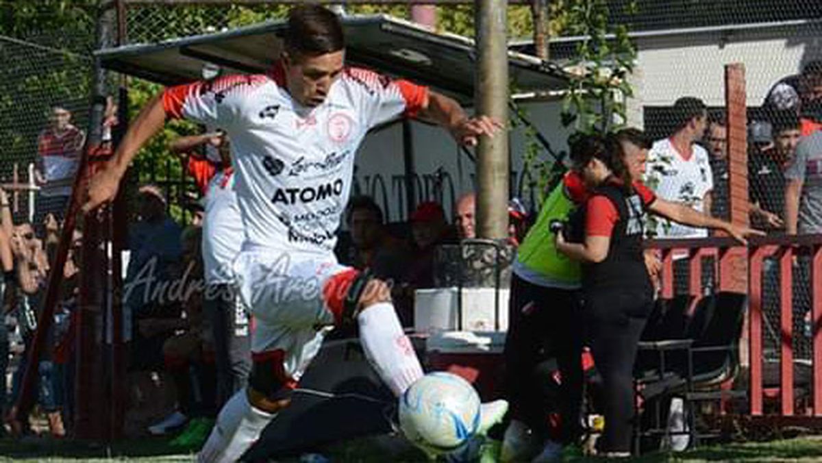 Matías Navarro es el gran referente de Huracán Las Heras.