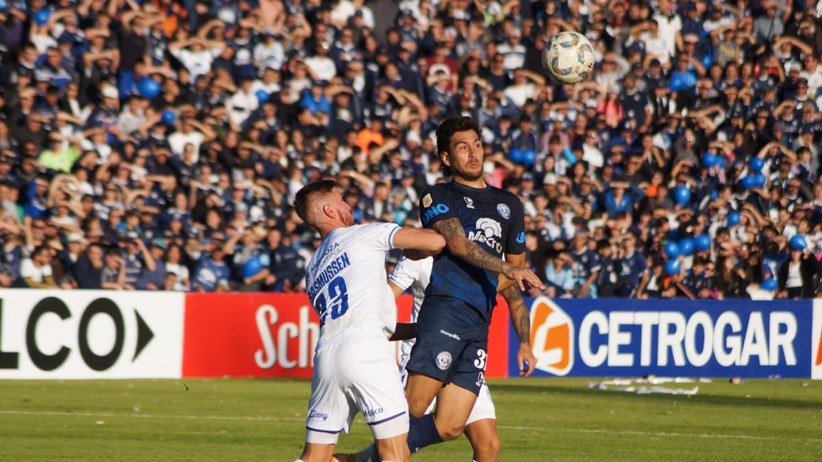 Mauricio Asenjo se siente conforme con el rendimiento de Independiente Rivadavia en la Liga Profesional. Mauricio Asenjo se siente conforme con el rendimiento de Independiente Rivadavia en la Liga Profesional.