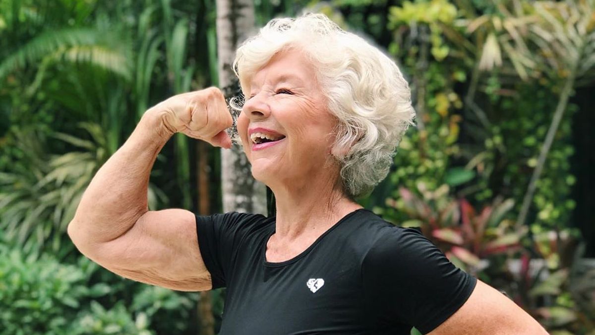 Joan MacDonalds de 73 años se convirtió en una abuela fitness.