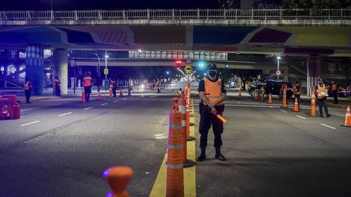 Los casos de coronavirus en Argentina este domingo fueron más de 16 mil.