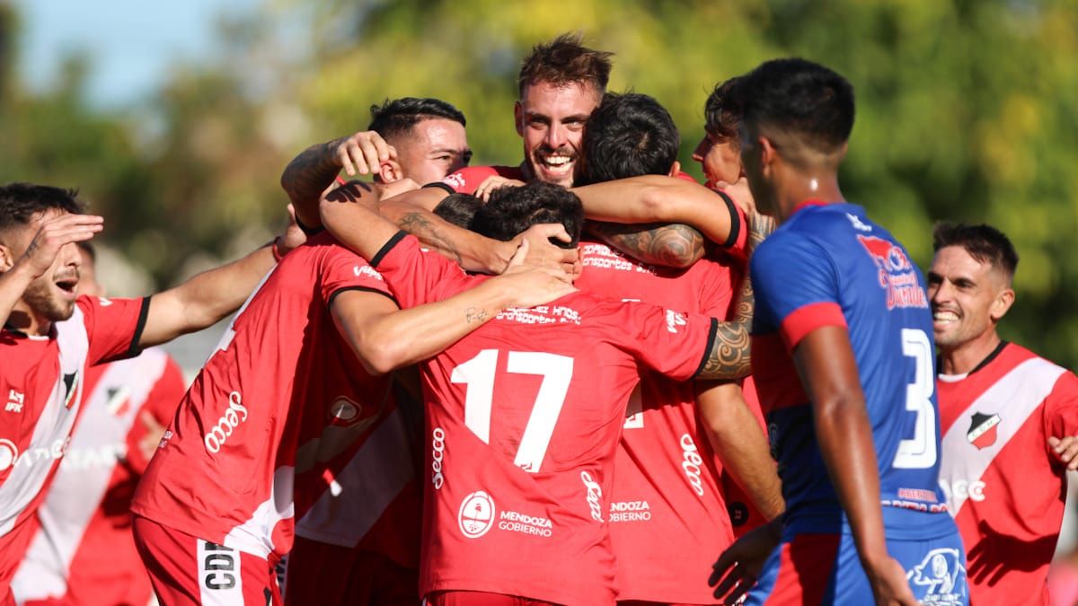 Rasic se asoció con Viguet y generaron un ataque interesante en el Cruzado. Rasic se asoció con Viguet y generaron un ataque interesante en el Cruzado.