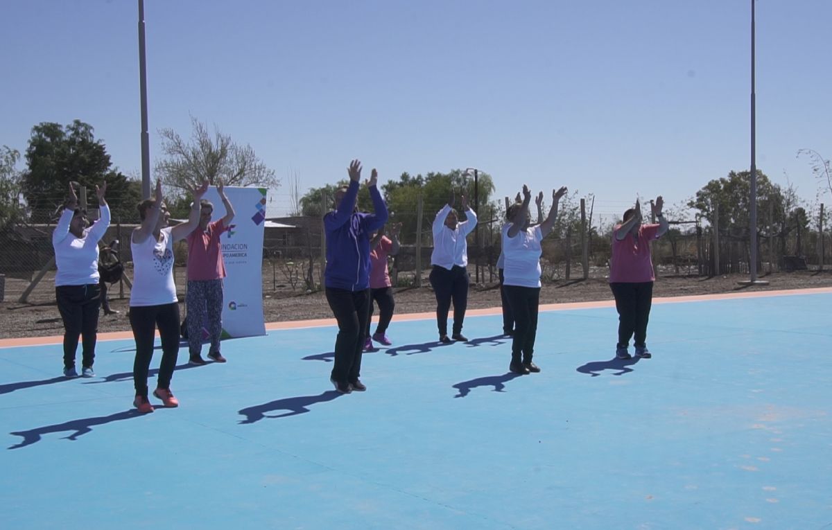 Playón deportivo en Colonia Bombal, Maipú. Se donó por Fundación Grupo América en 2019. Playón deportivo en Colonia Bombal, Maipú. Se donó por Fundación Grupo América en 2019.