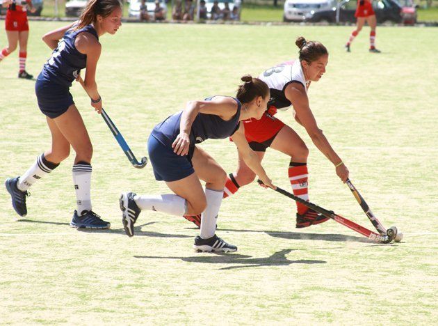 Comienza el torneo Vendimia de hockey sobre césped