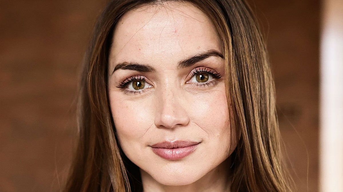La actriz Ana de Armas interpreta a Joi en la  película de Netflix.