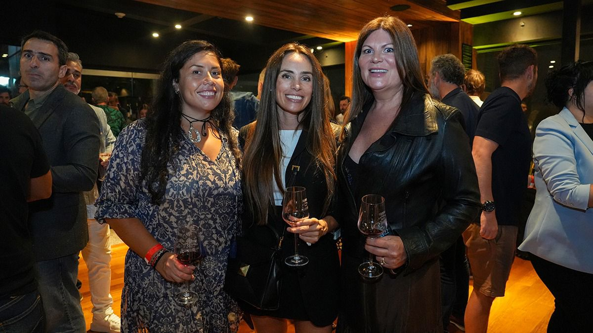 Cecilia Moreno, Florencia Aise y Mariana Martos. Foto: Martín Pravata. Cecilia Moreno, Florencia Aise y Mariana Martos. Foto: Martín Pravata.