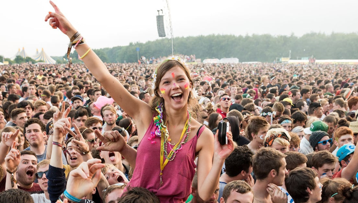 Qué beneficios para la salud tiene asistir a un concierto de música en vivo