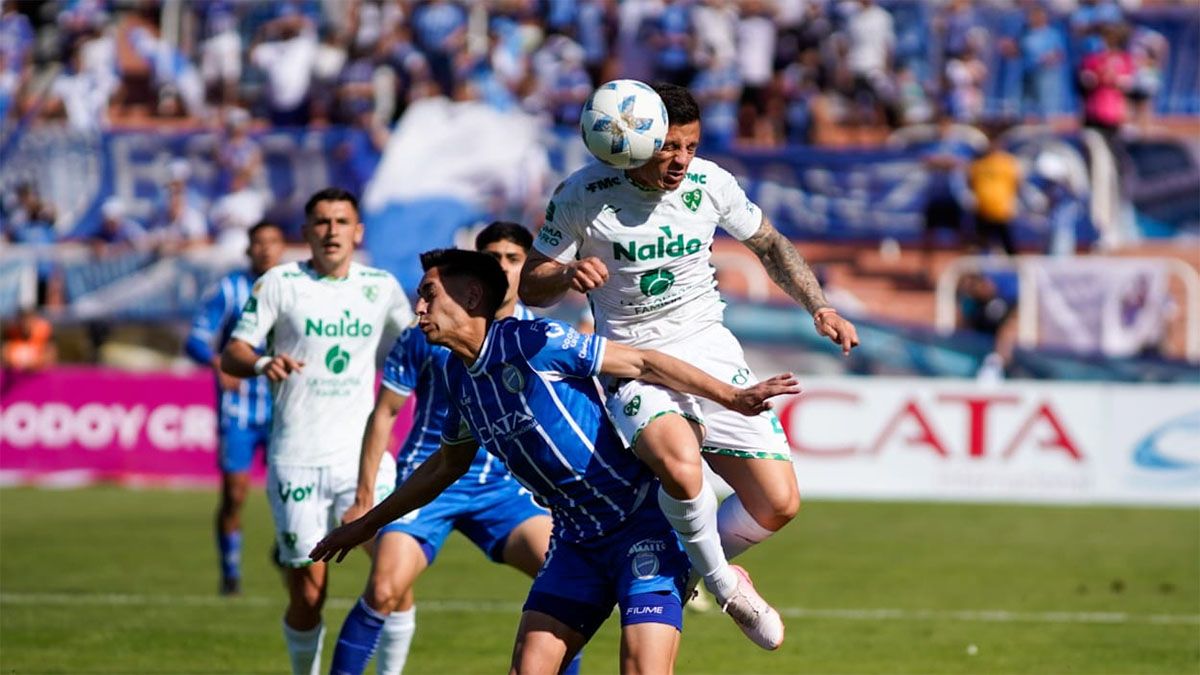 Godoy Cruz empató con Sarmiento.