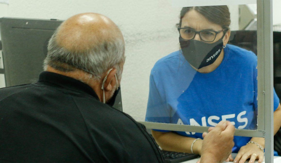 Nueva modalidad de estafa por WhatsApp: ¿Quéres un bono de ANSES?