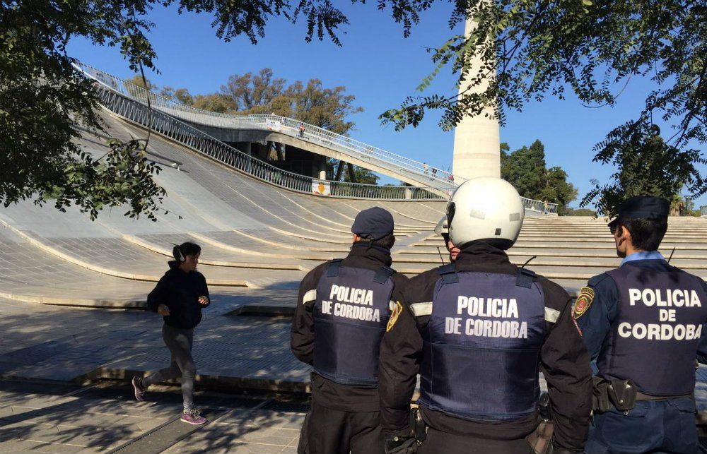 Una nena de 12 años se golpeó jugando al culipatín y falleció