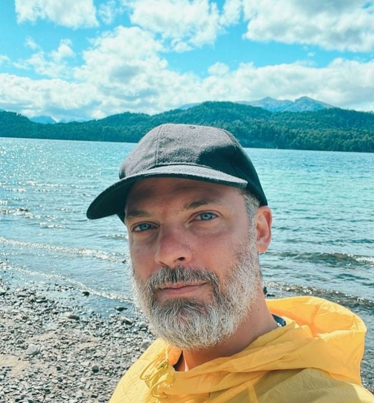 Axel Marazzi, fue quien interpretó a Gastón en Cebollitas y hoy se encuentra ejerciendo como periodista. Axel Marazzi, fue quien interpretó a Gastón en Cebollitas y hoy se encuentra ejerciendo como periodista.