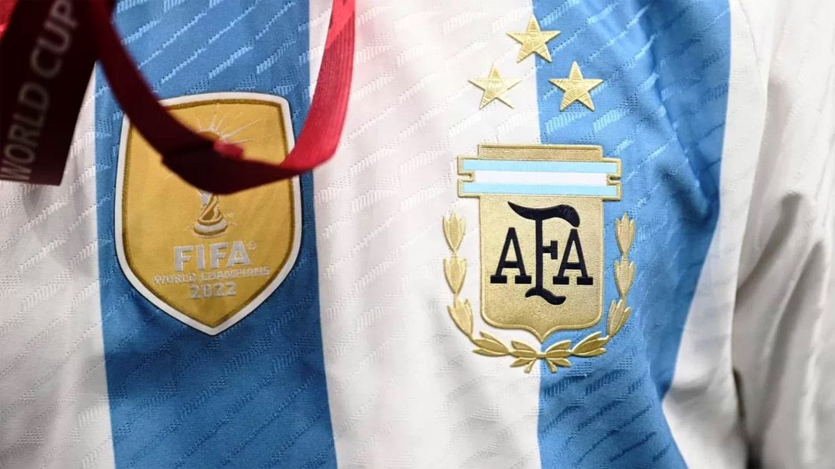 La camiseta de la Selección argentina con tres estrellas