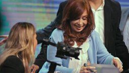 Dejan sin efecto una prisión preventiva y un millonario embargo contra Cristina