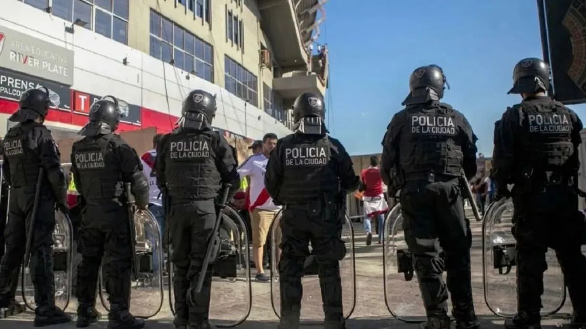 No se permitir&aacute; el ingreso al estadio de River con pirotecnia y se cumplir&aacute;n estrictamente las inhibiciones del plan Tribuna Segura.