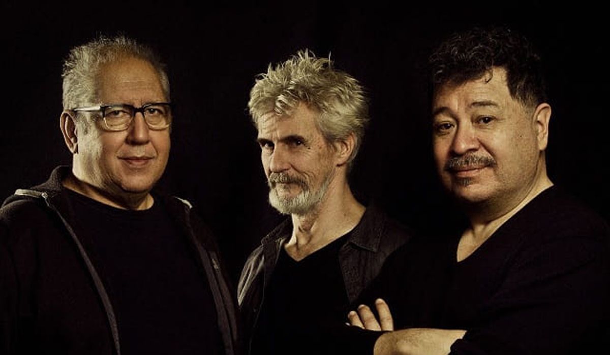 Protagonizada por Guillermo Troncoso y Rubén González Mayo, la obra es escrita y dirigida por Arístides Vargas.