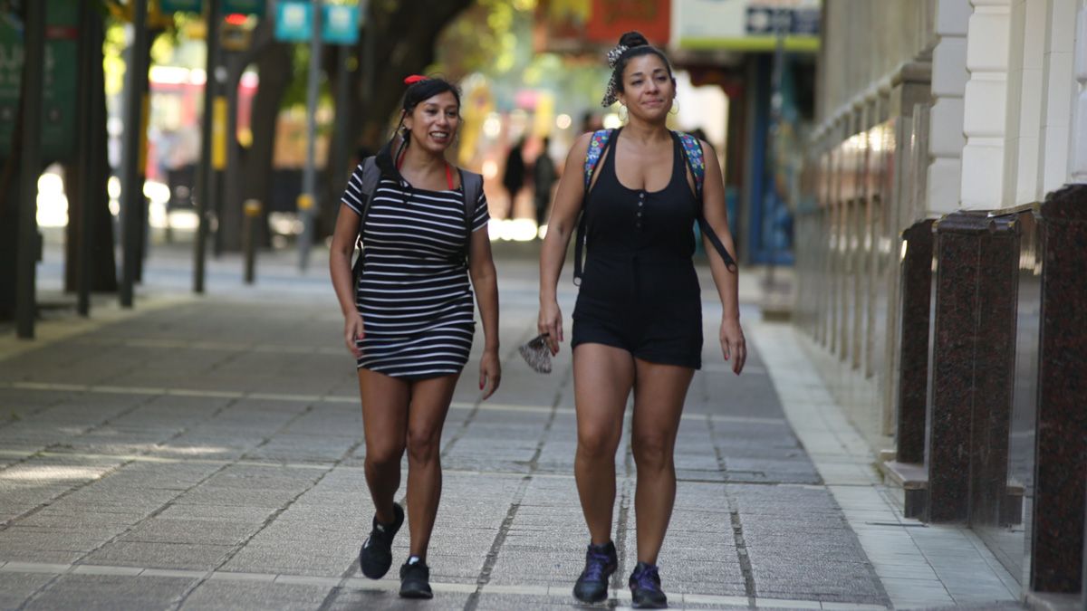 En fotos: los mendocinos le escapan al tapabocas