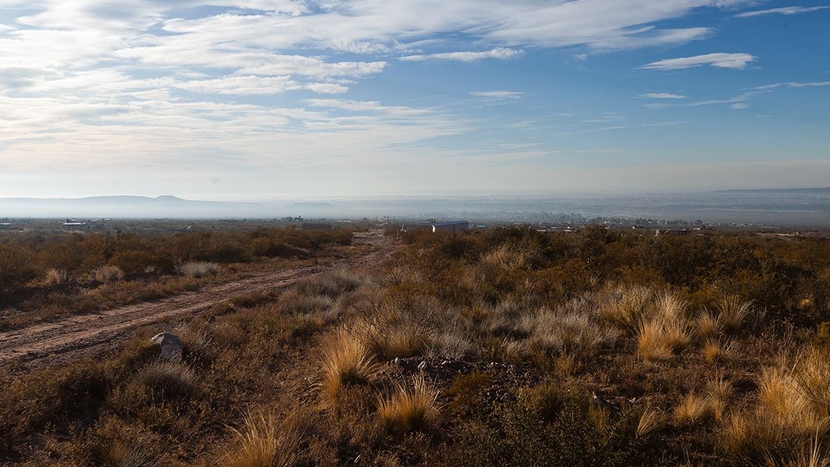 En el proyecto de ley sobre el control del piedemonte se propone que el límite a la urbanización no exceda la curva de nivel de cota 1.200 m.s.n.m.