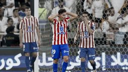 Julián Álvarez no encuentra el gol.