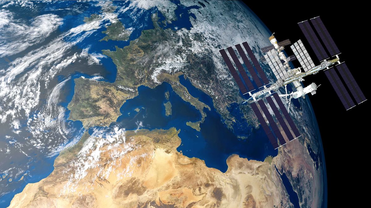 La NASA contrató a SpaceX para derribar la Estación Espacial Internacional