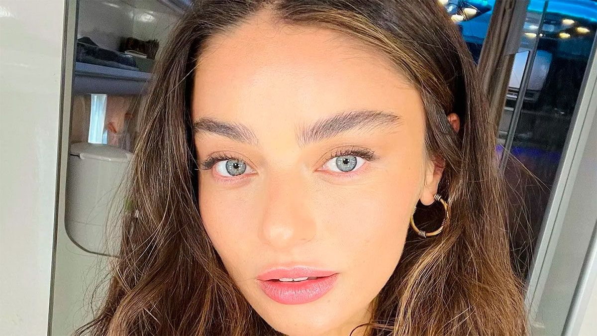 Ayça Ayşin Turan es el protagonista de Una imagen para creer, película que está en Netflix.