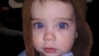 Un niño murió abrazado a su perro al intentar rescatarlo de un incendio