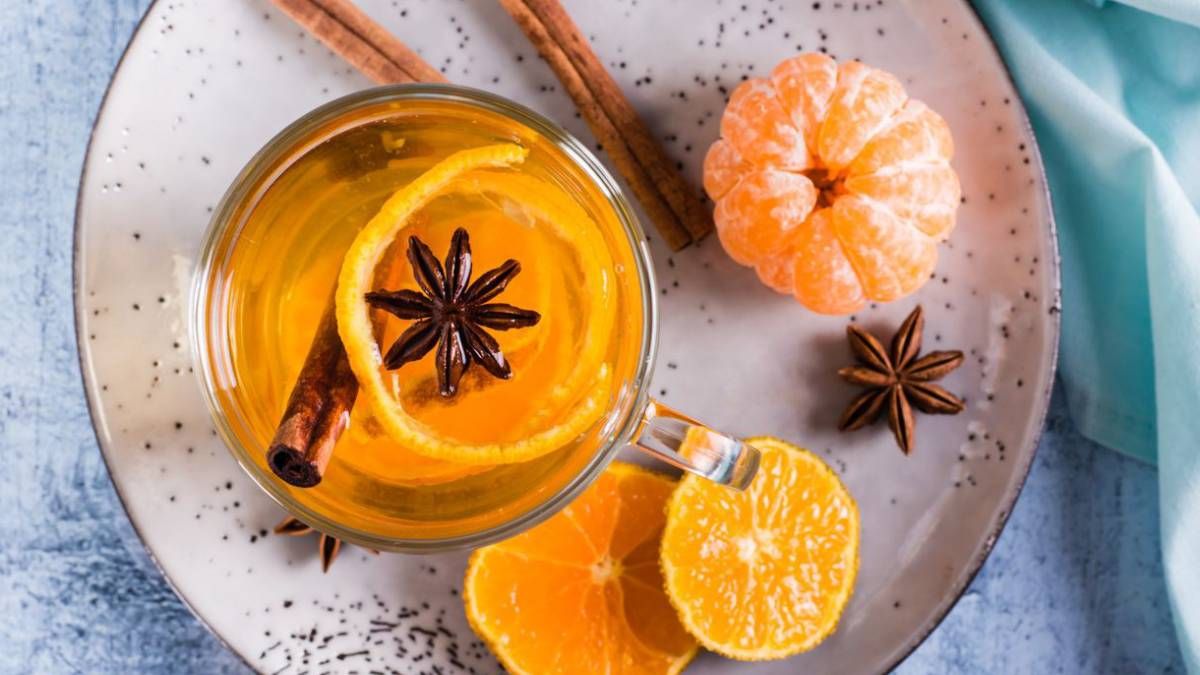 Trucos de belleza: qué pasa en tu cuerpo si tomás té de cáscaras de mandarina todos los días. Trucos de belleza: qué pasa en tu cuerpo si tomás té de cáscaras de mandarina todos los días.