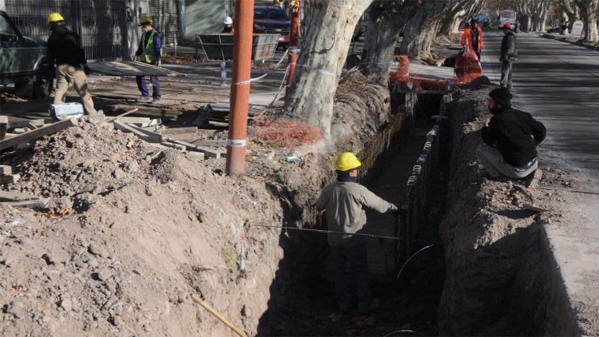 Desde un principio se dijo que el programa PIM iba a repartir $40 millones para cada comuna. Mario Isgro explicó en detalle este proceso.