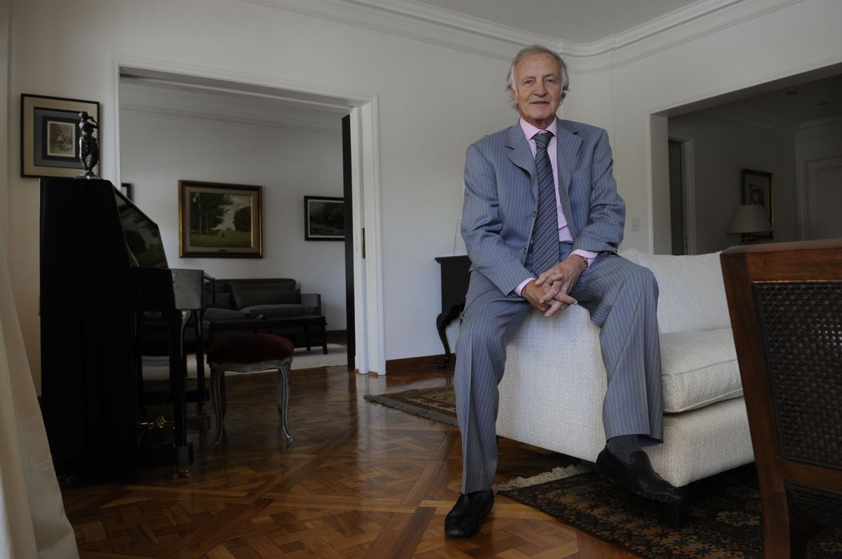 Fernando Marín fue el cerebro detrás de productos de televisión como Mesa de Noticias, Videoshow, Juana y sus Hermanas o Cantaniño. Fernando Marín fue el cerebro detrás de productos de televisión como Mesa de Noticias, Videoshow, Juana y sus Hermanas o Cantaniño.