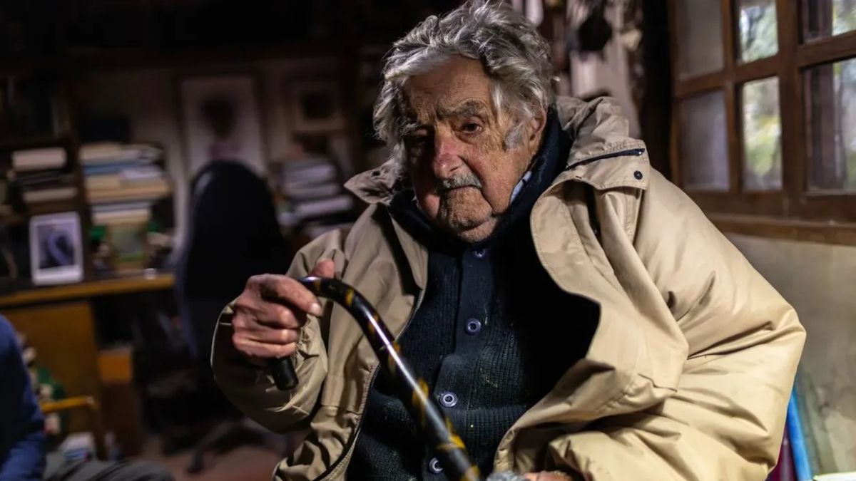 El expresidente de Uruguay José Pepe Mujica fue internado por tercera vez en 10 días, aunque su estado no sería de gravedad El expresidente de Uruguay José Pepe Mujica fue internado por tercera vez en 10 días, aunque su estado no sería de gravedad